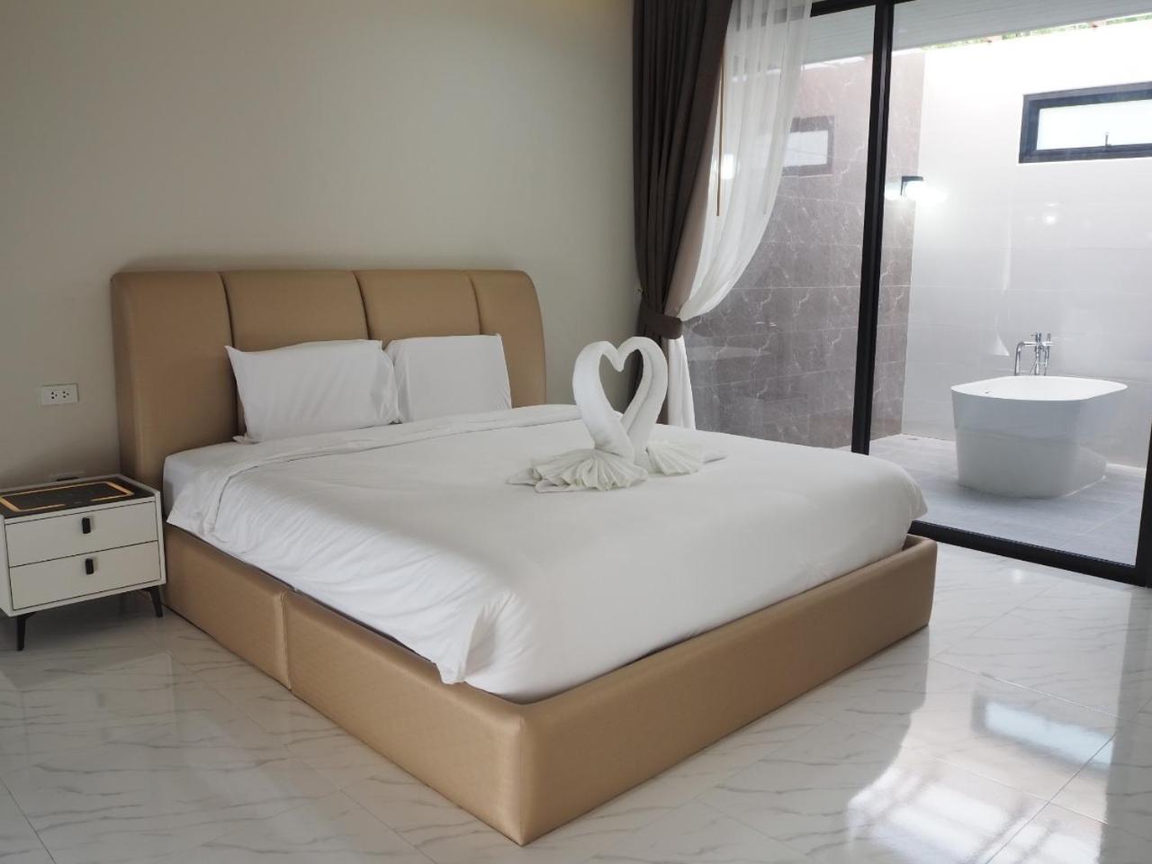 Villa Baan First Pool Ban Ko Khwan