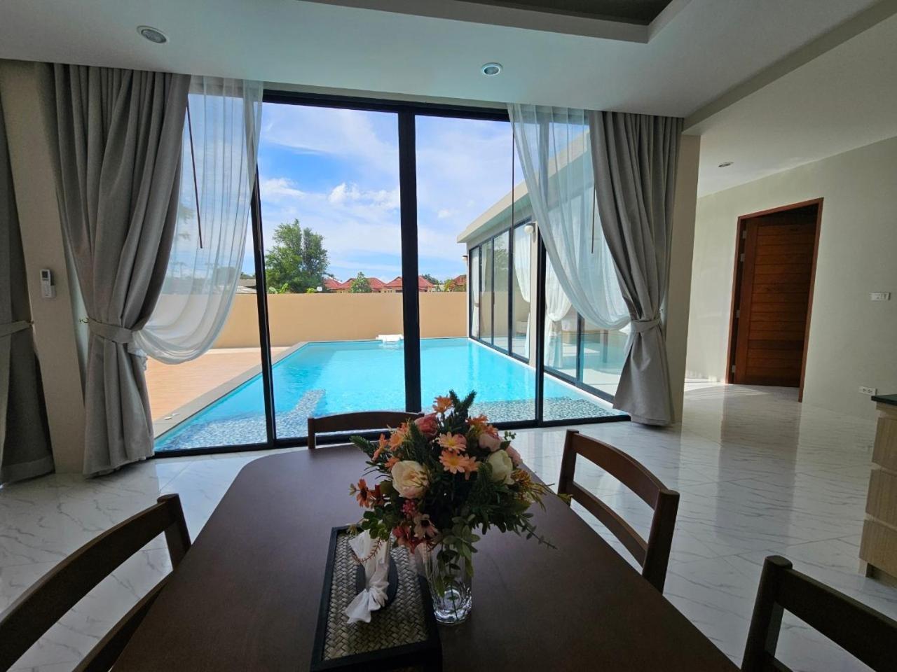 Baan First Pool Ban Ko Khwan